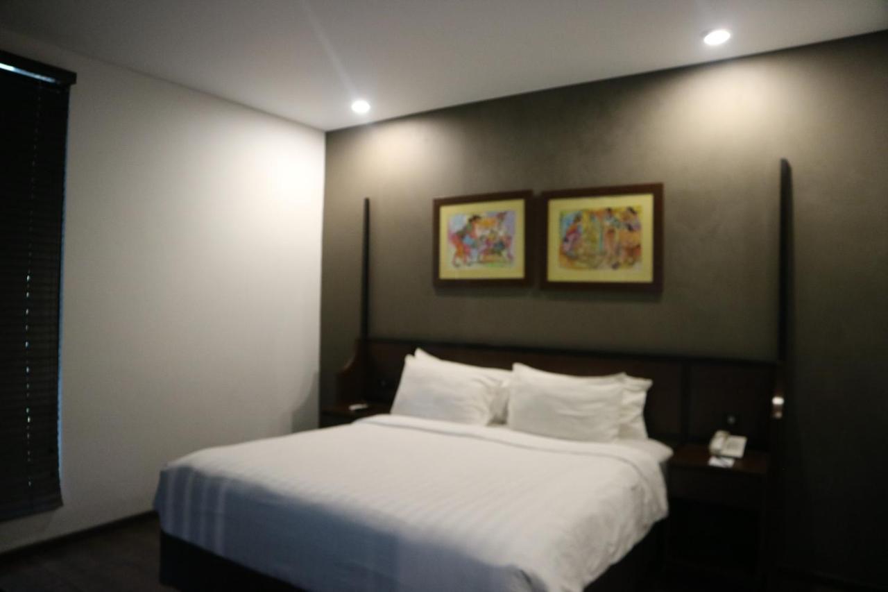 Amanuba Hotel & Resort Rancamaya Bogor Exterior foto