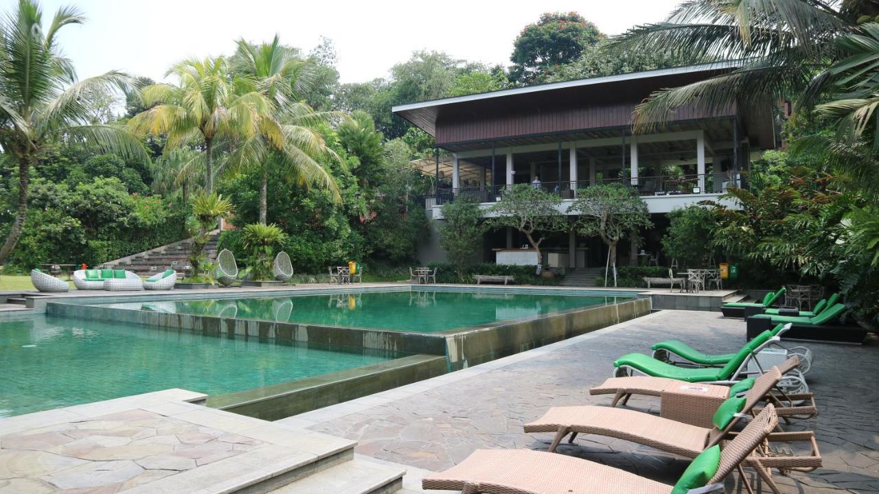 Amanuba Hotel & Resort Rancamaya Bogor Exterior foto